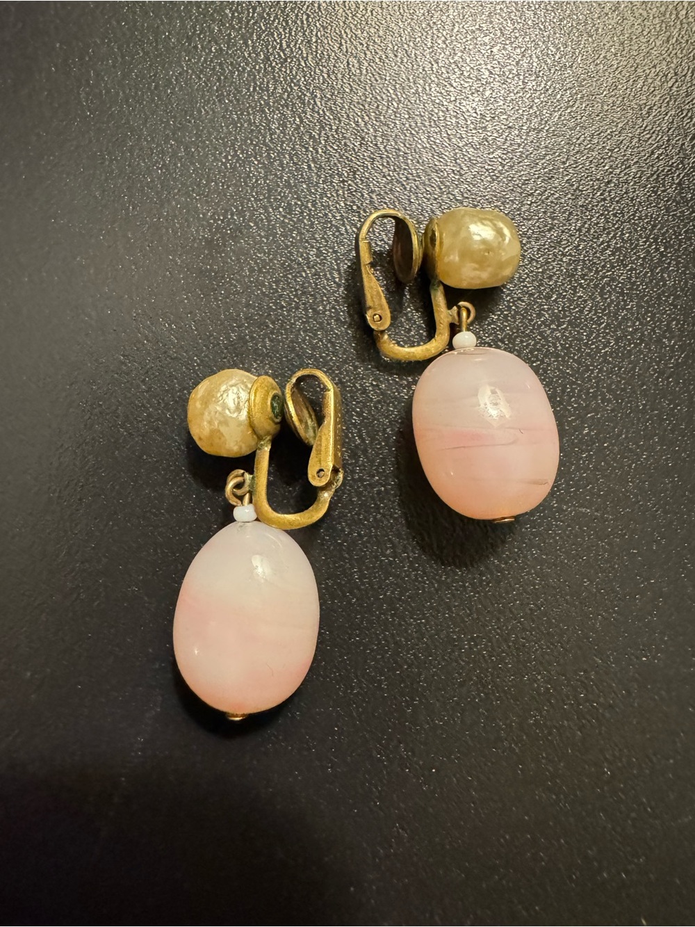Vintage Castlecliff Pink Glass Faux Pearl Dangle Clip On Earrings